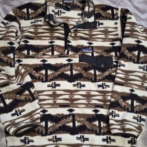 Patagonia Men’s Fleece Pullover in Cream, Brown & Black